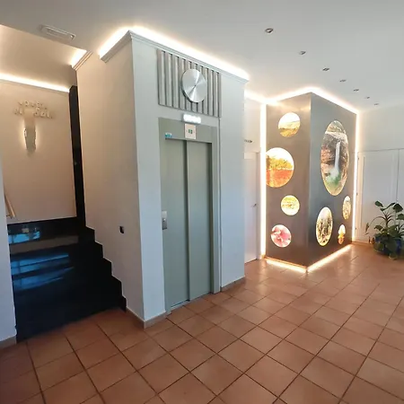 El Salt Hotel